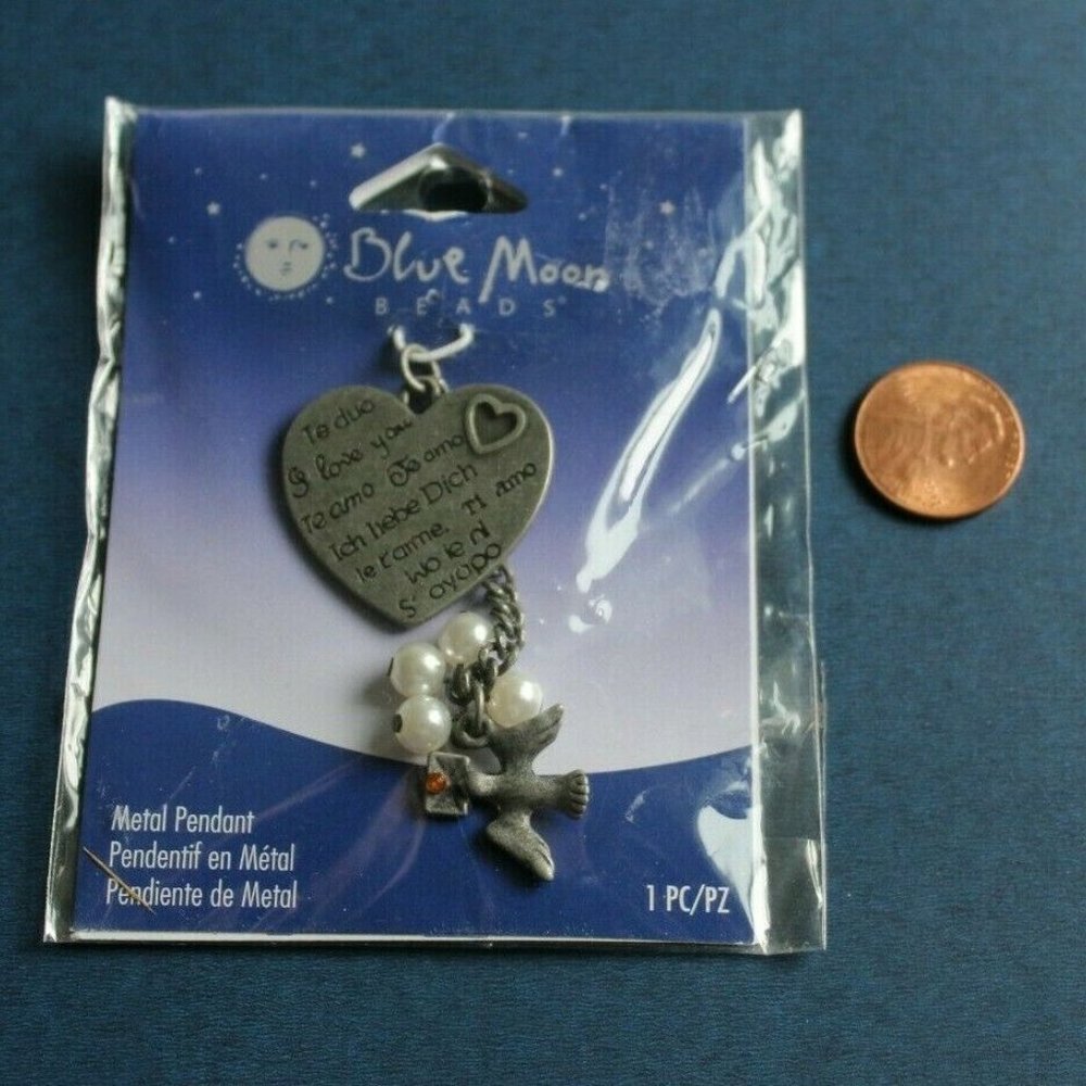 Pendant & Bead Lot Craft Supplies For Jewelry Making Necklace 8 pkgs - Picture 3 of 12
